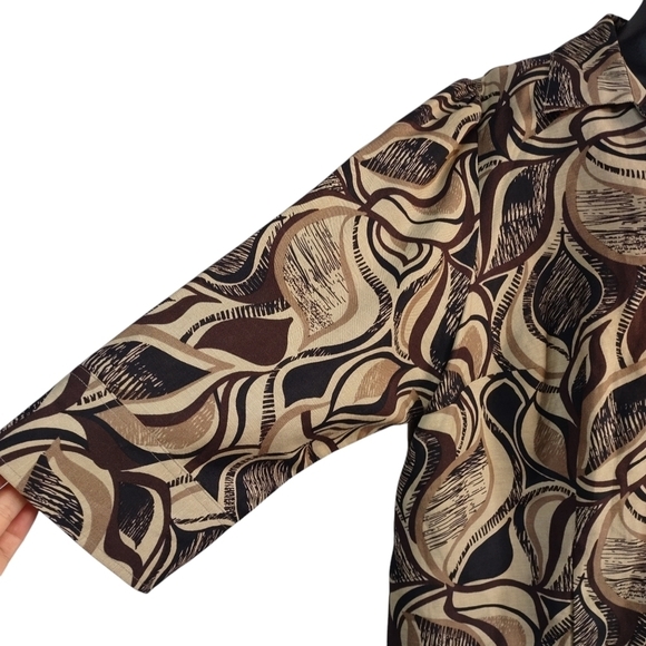 East 5th Top Women's Multi Color 3/4 Sleeve Button Up Shirt Sz 1X - Picture 6 of 9